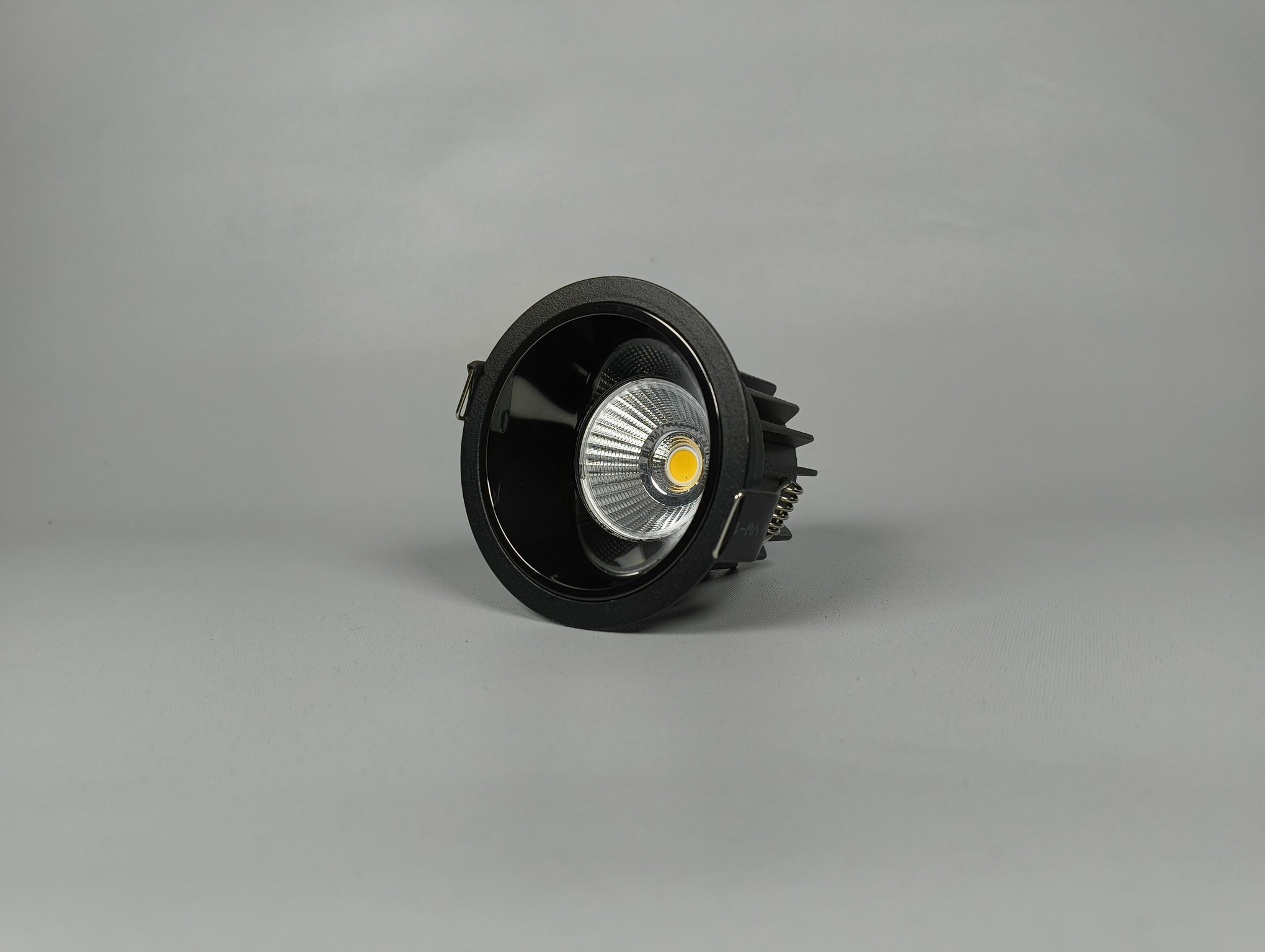 LX-1053