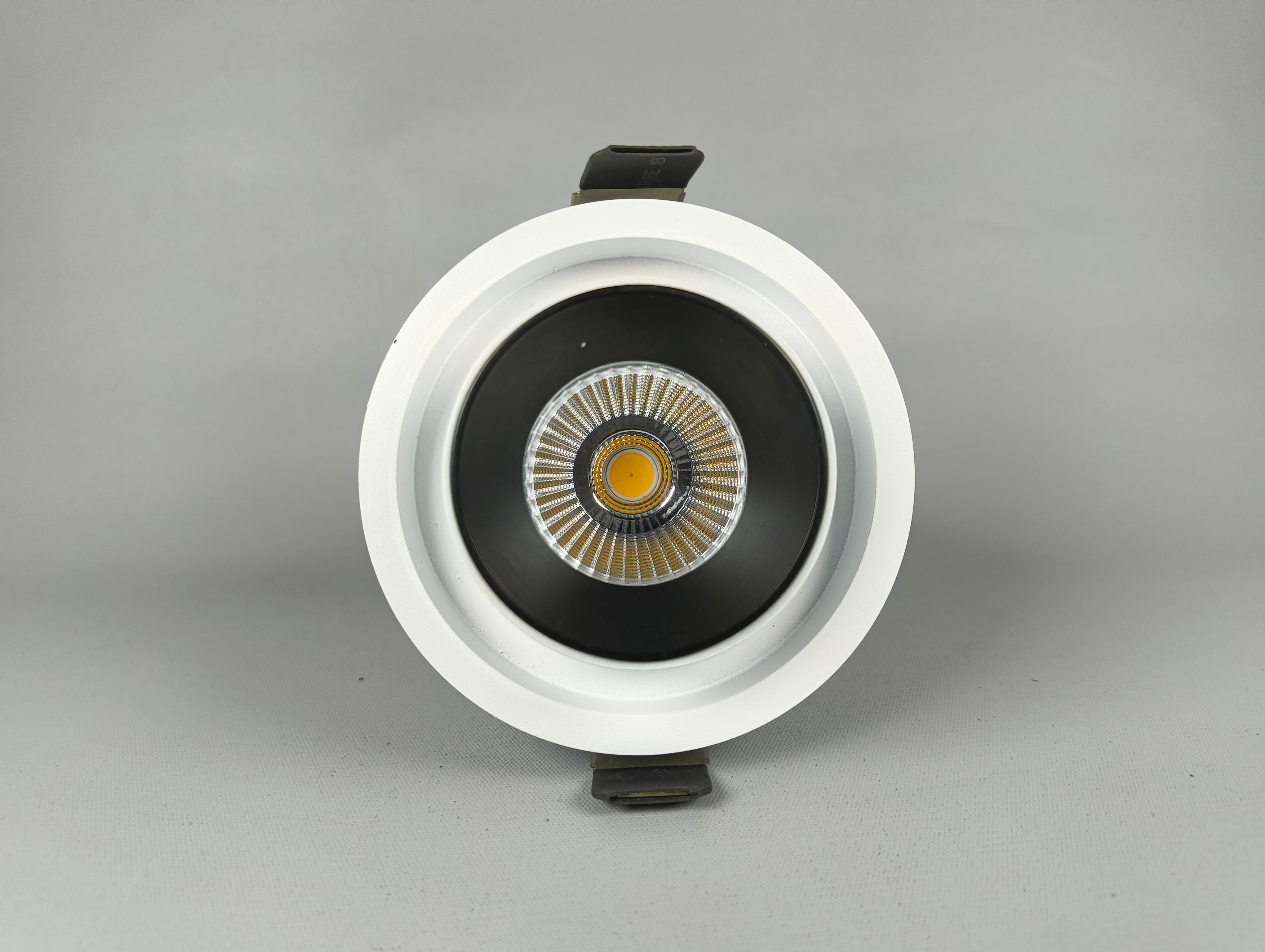 LX-1080