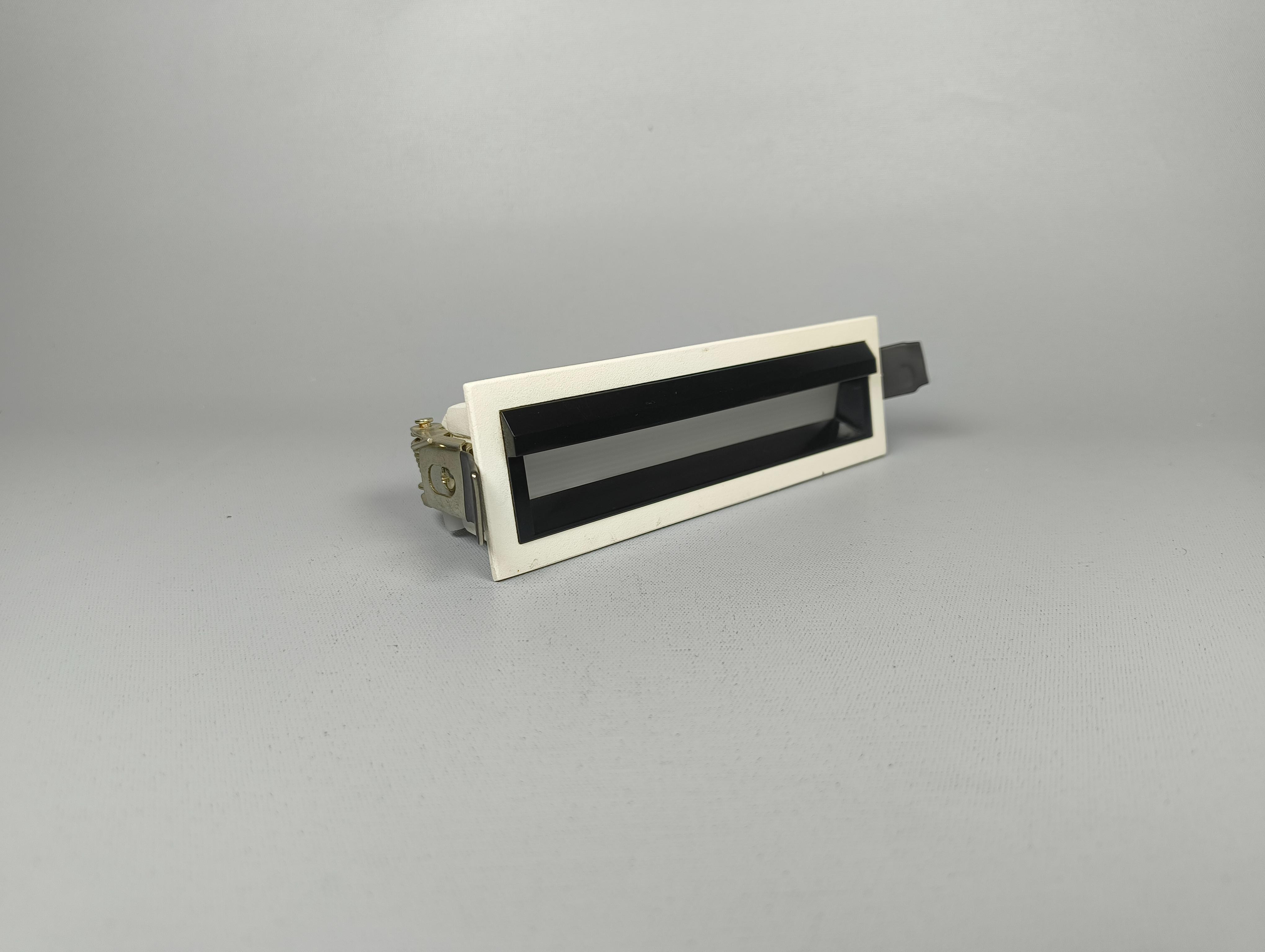 LX-5004
