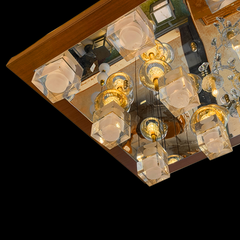 QUBE / 9 LIGHT