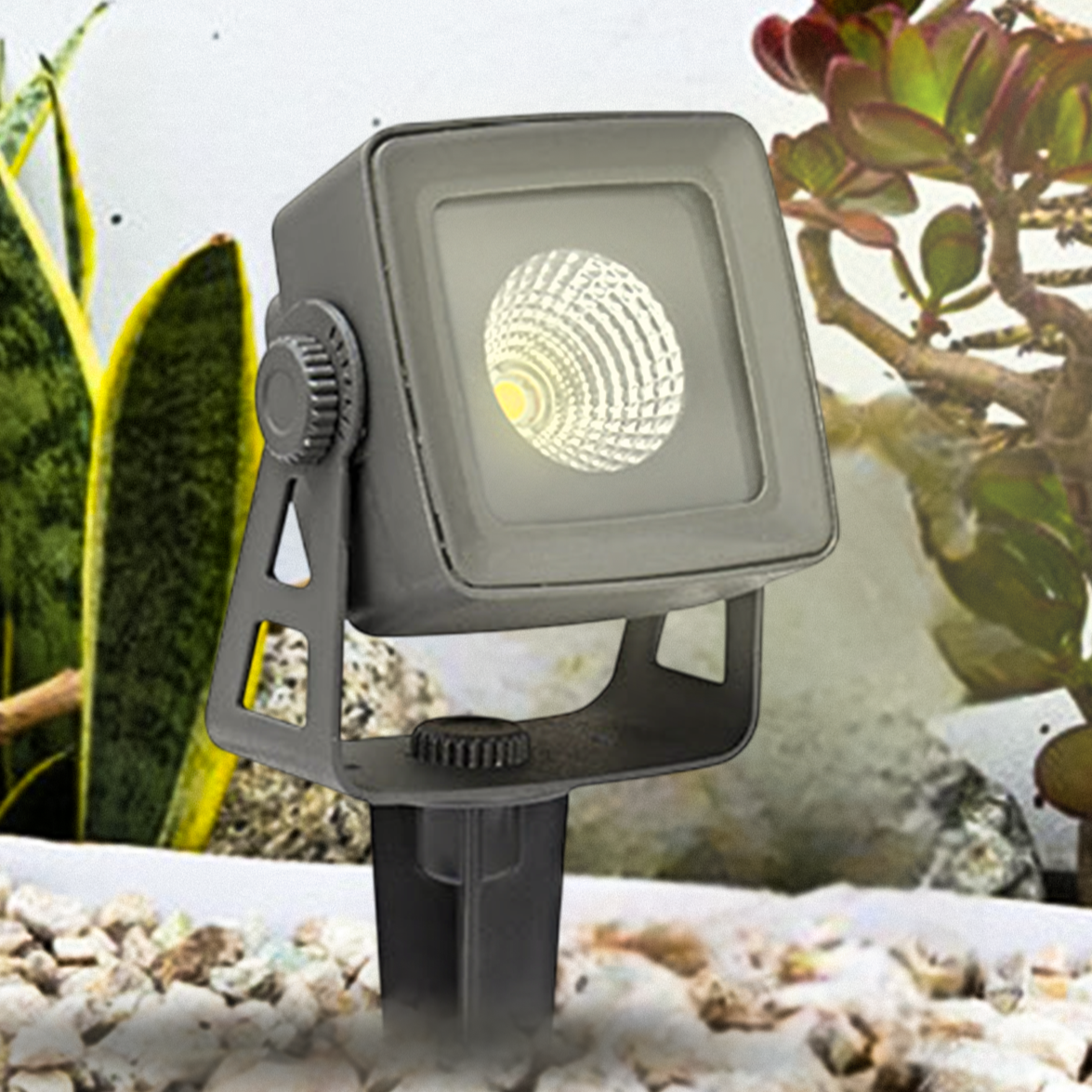LX 4040  LED: 7W (COB))
